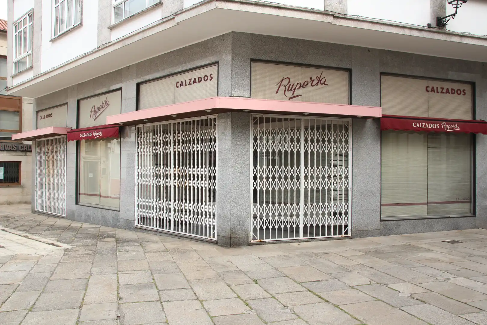 Local comercial en alquiler en Rúa do Sol, imagen 4