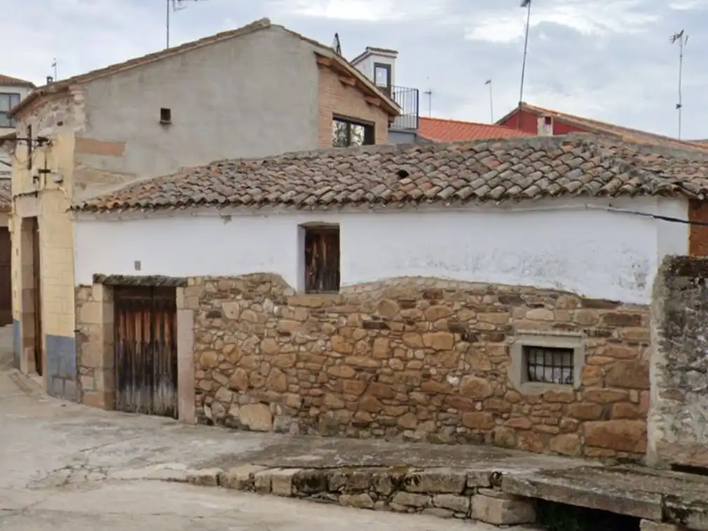 Exterior view of Houses for sale in Valdeverdeja  with Heating, Terrace and Storage room