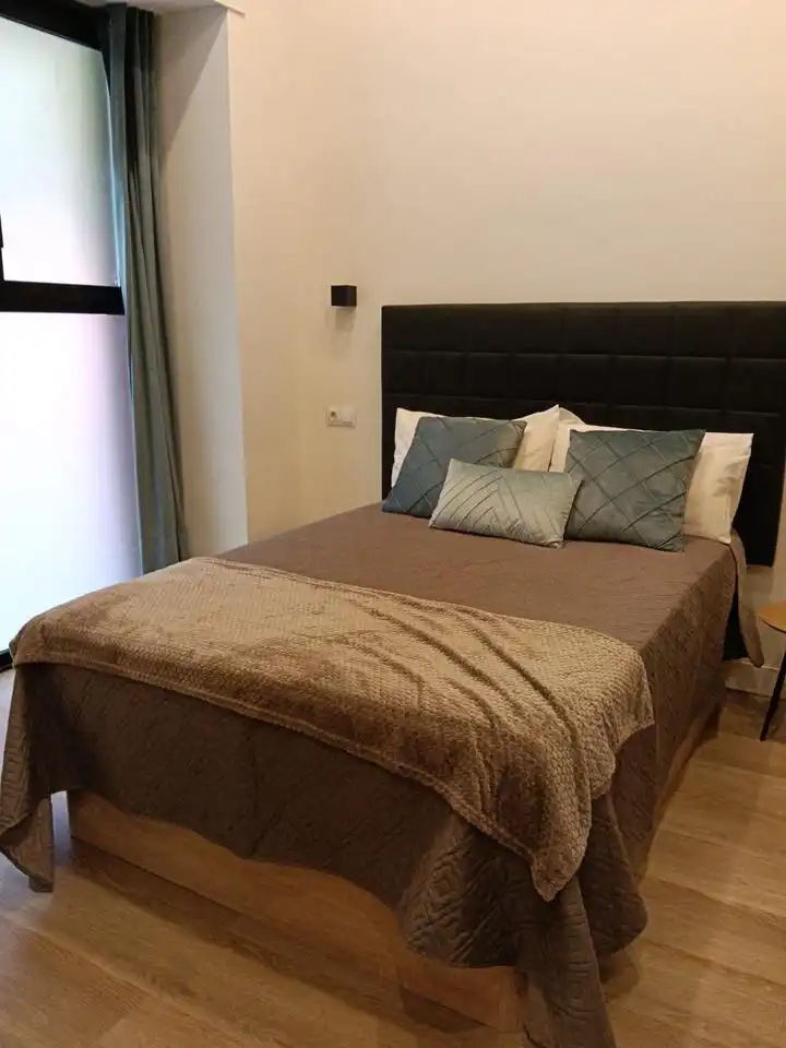 Dormitori de Estudi en venda en Madrid amb Aire condicionat, Calefacció i Moblat