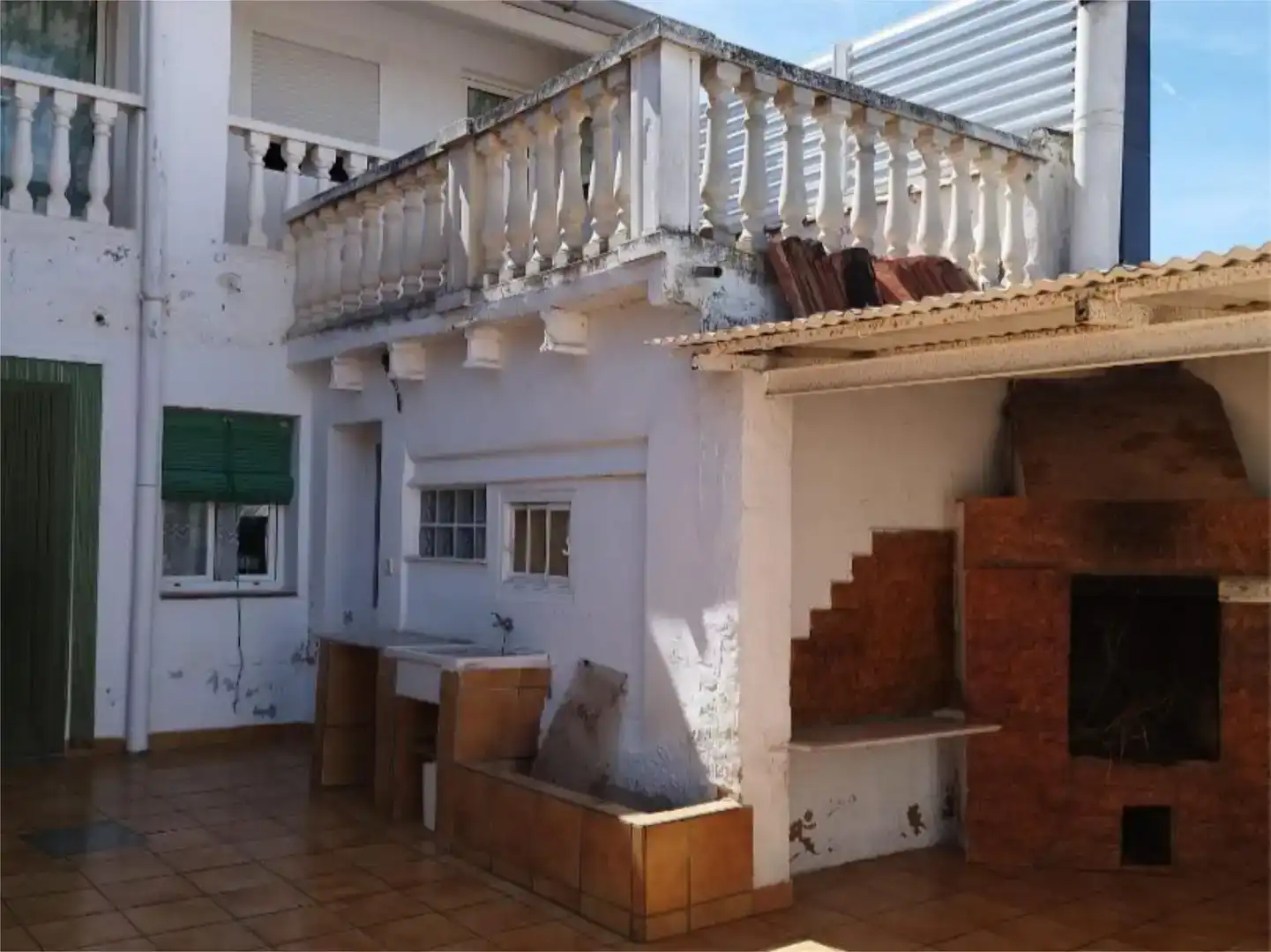 Vista exterior de Casa adosada en venda en San Adrián amb Traster, Moblat i Forn