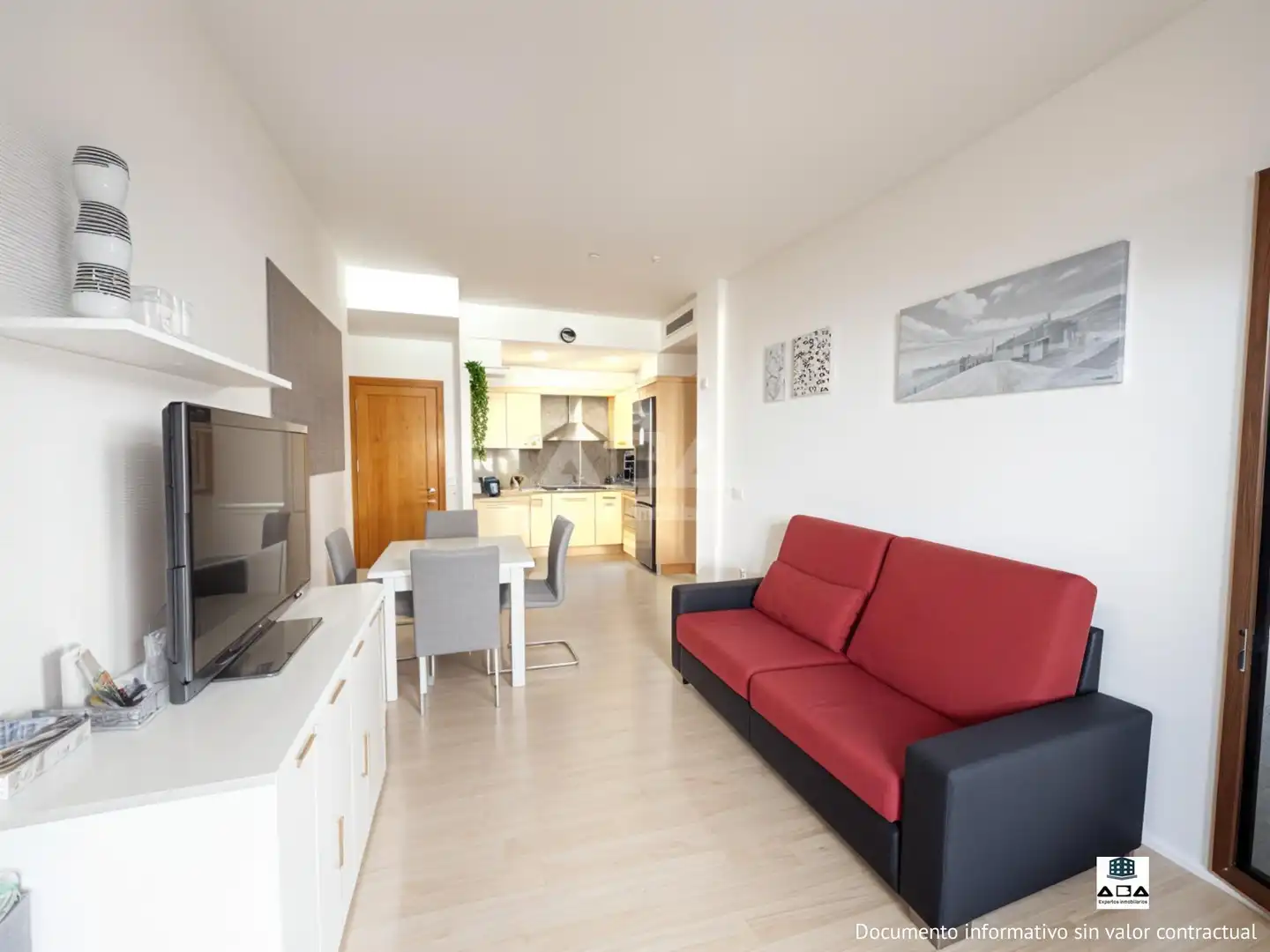 Sala d'estar de Planta baixa en venda en Alcalà de Xivert amb Aire condicionat, Calefacció i Jardí privat