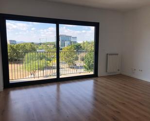 Bedroom of Flat to rent in Sant Cugat del Vallès  with Air Conditioner, Heating and Storage room