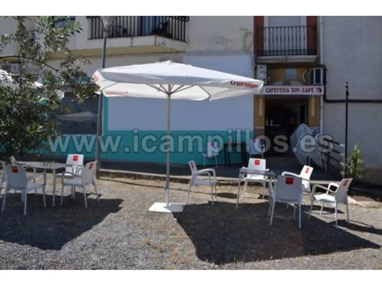 Local comercial en venda a Baena, imagen 2