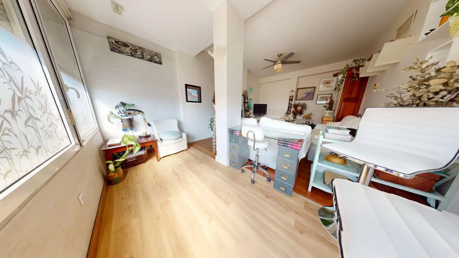 Flat for sale in Sevilla  with Air Conditioner and Parquet flooring
