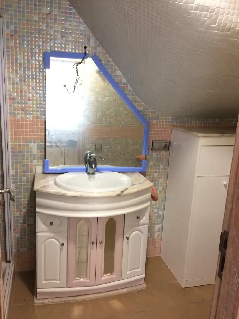 Baño de Casa adosada en venta en Tavernes de la Valldigna con Aire acondicionado, Calefacción y Terraza