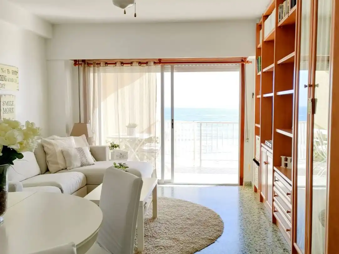 Sala d'estar de Apartament en venda en Cullera amb Aire condicionat, Terrassa i Piscina