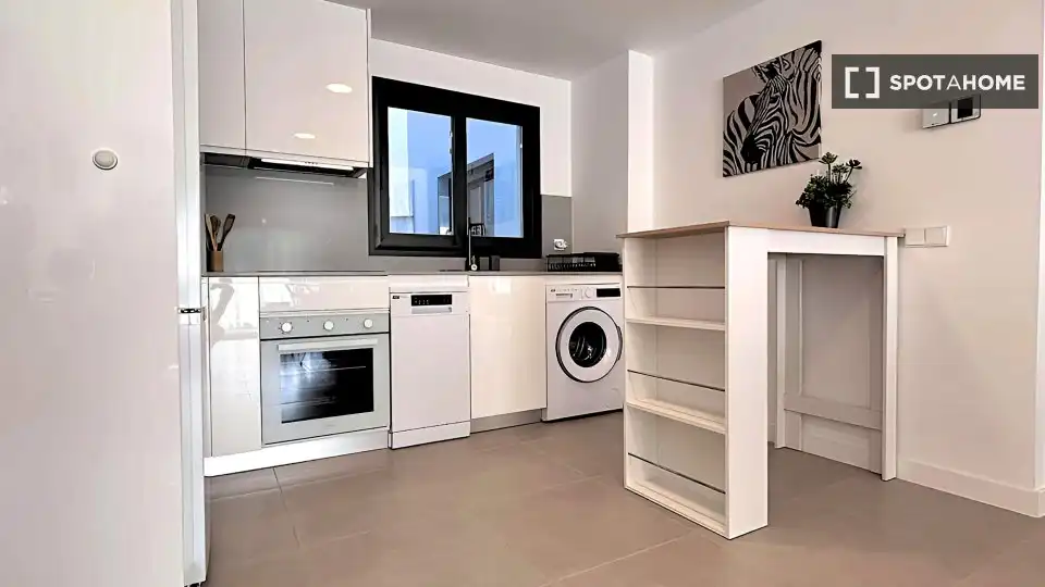 Habitación en Urbanización Santa Rosa