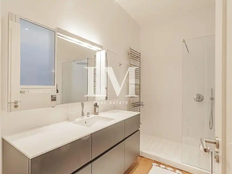 Apartament amb terrassa de lloguer a CORTS CATALANES, imagen 33