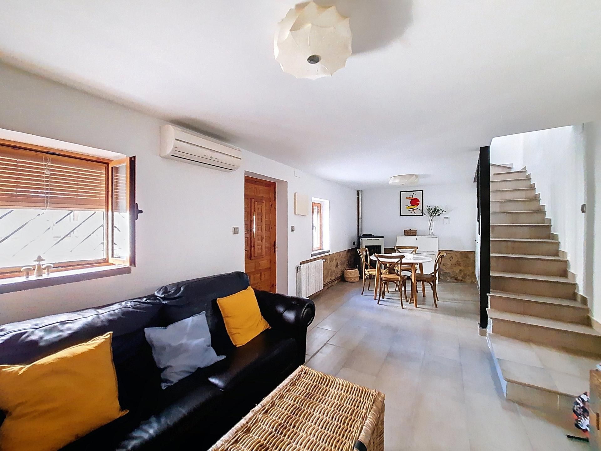 Sala d'estar de Casa o xalet en venda en Sagunto / Sagunt amb Aire condicionat i Terrassa
