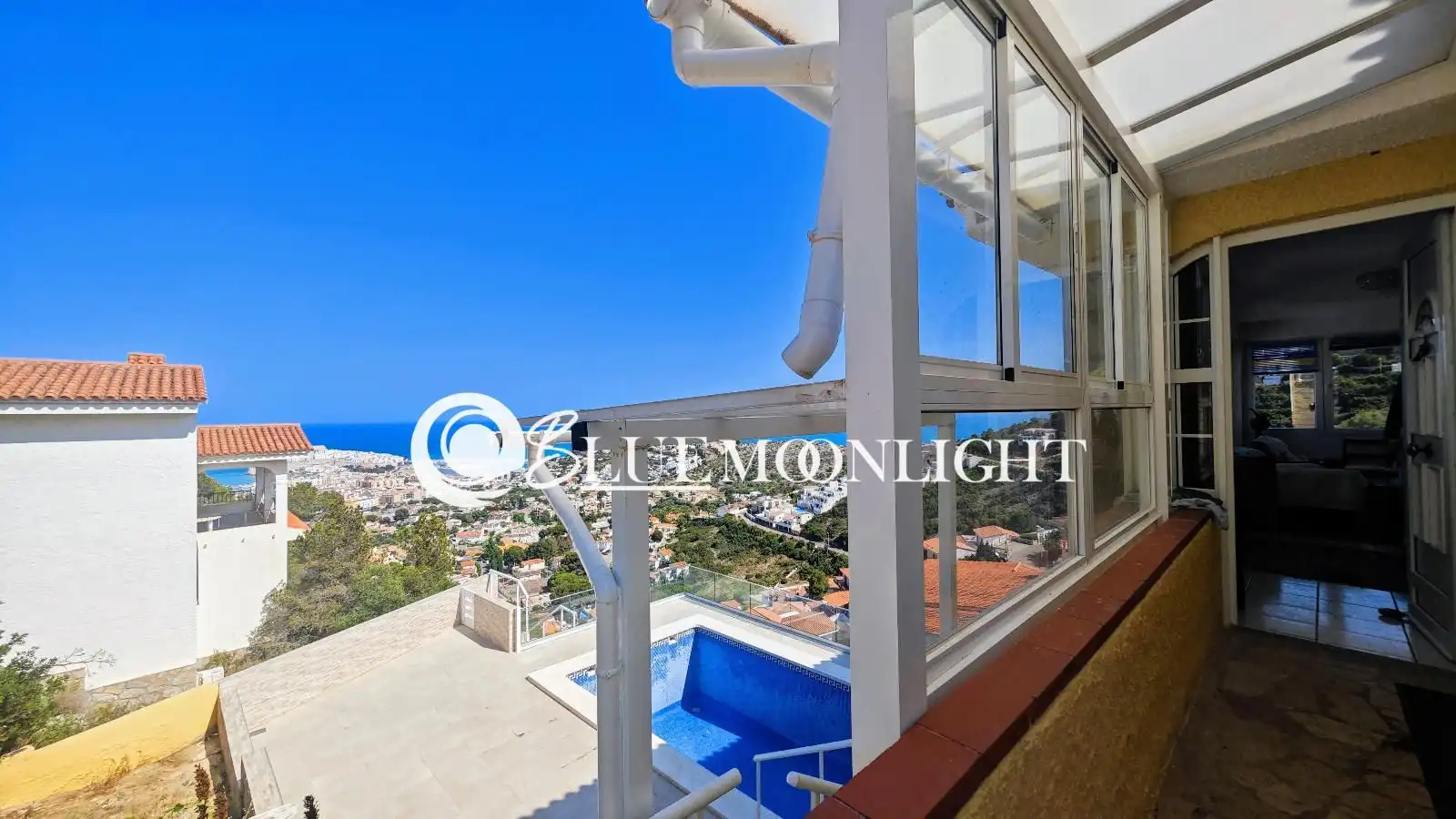 Villa avec terrasse à vendre à rumania, imagen 9