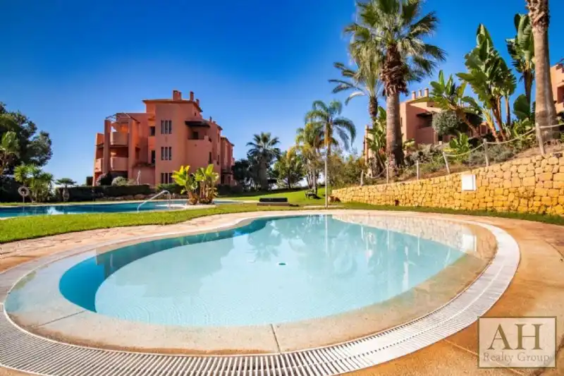 Apartment for sale in Golf Bahía, imagen 6