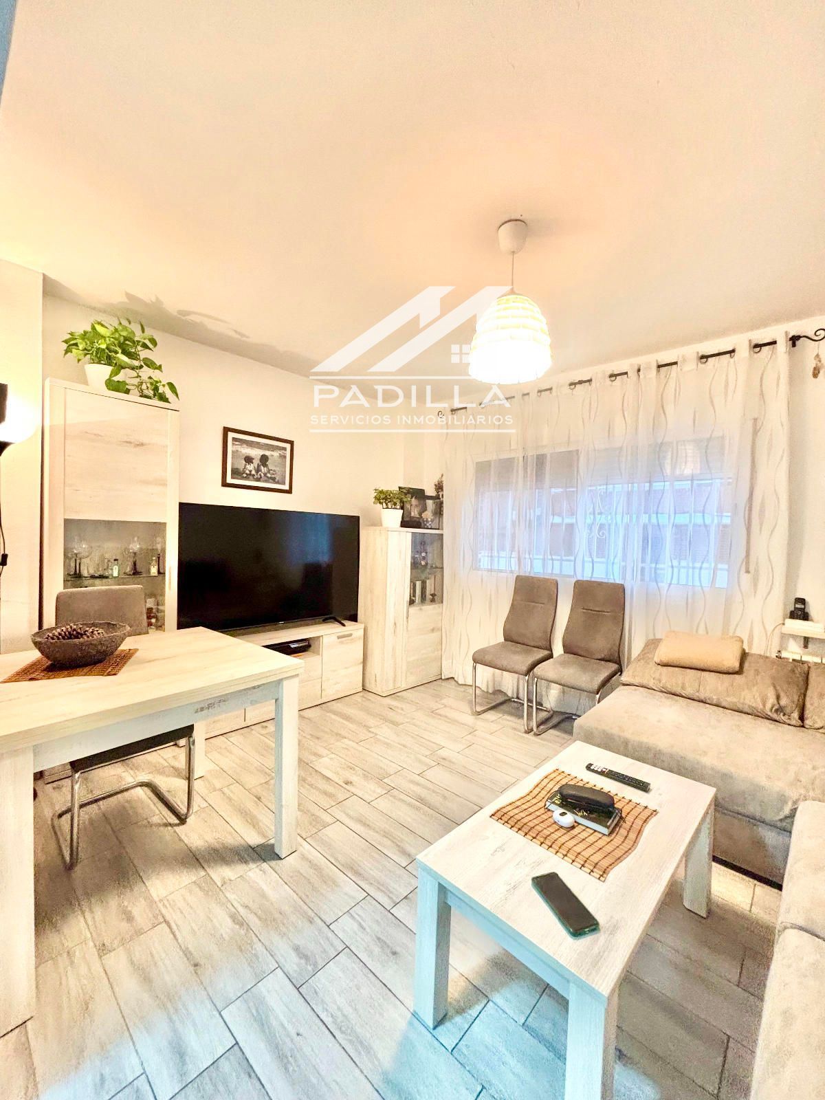 Sala d'estar de Pis en venda en Valmojado amb Aire condicionat i Calefacció