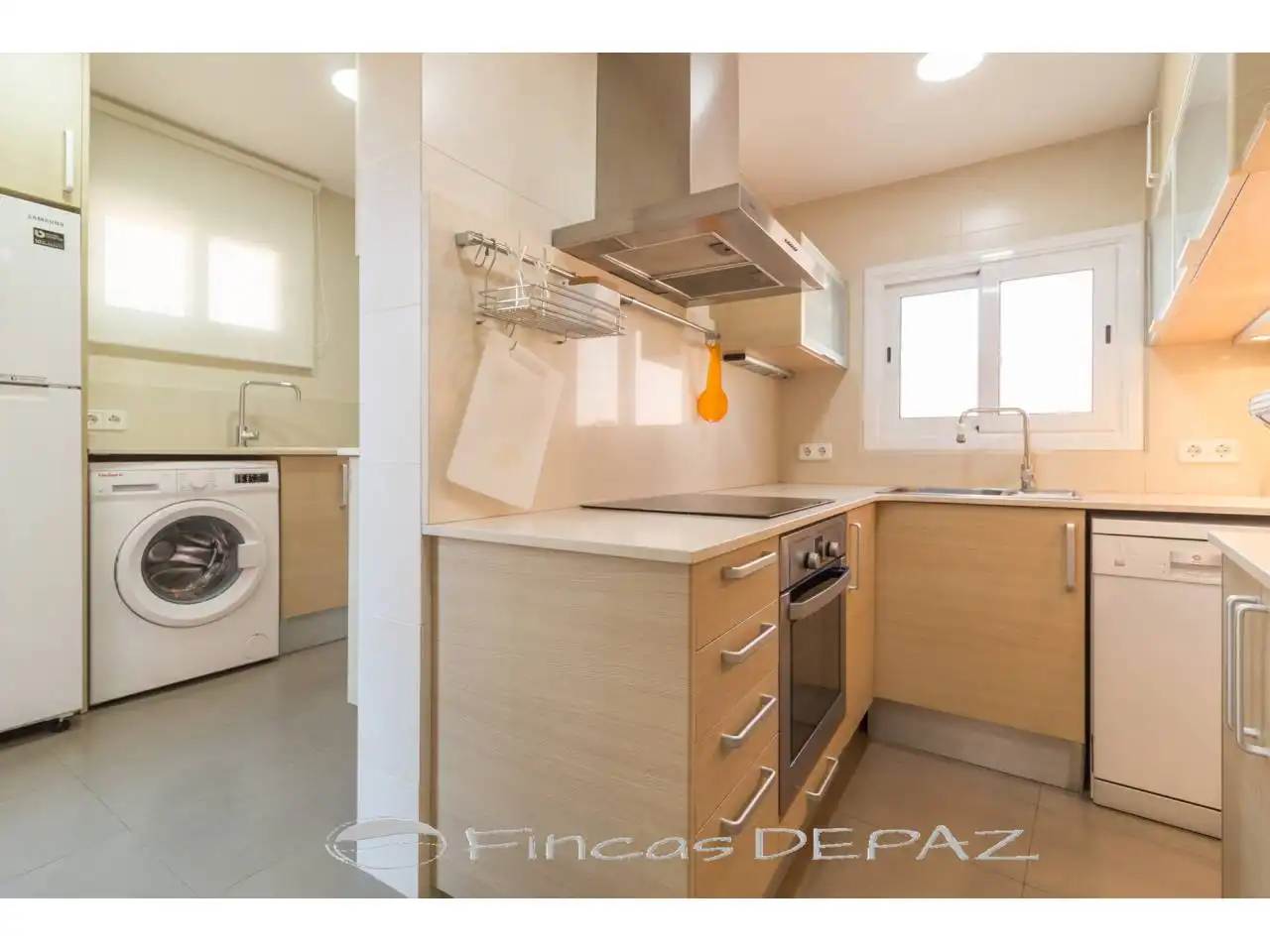 Kitchen of Flat for sale in Castelldefels  with Air Conditioner, Heating and Parquet flooring