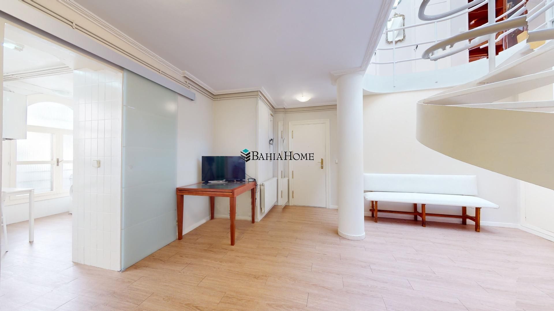 Flat for sale in Santander  with Air Conditioner and Heating