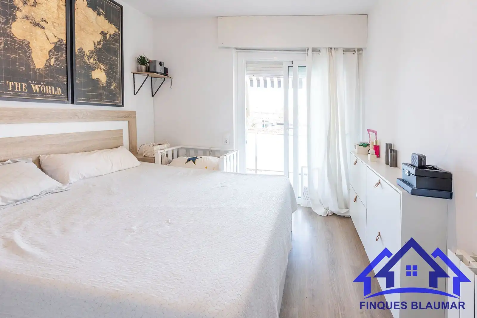 Bedroom of Flat for sale in Arenys de Mar  with Air Conditioner, Heating and Terrace