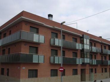 Parking avec ascenseur à louer à C/ Sant Agustí