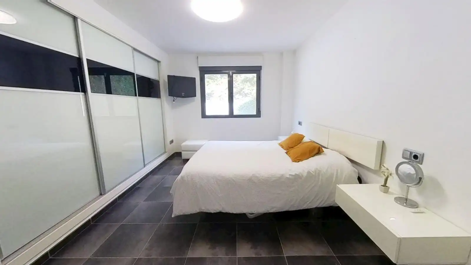 Schlafzimmer von Haus oder Chalet zum Verkauf in Cullera mit Klimaanlage, Heizung und Terrasse