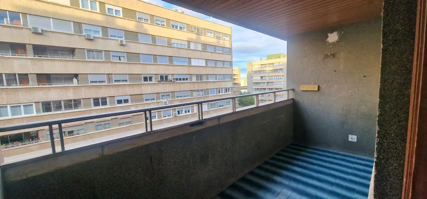 Terraza de Piso en venta en Zaragoza con Calefacción, Terraza y Trastero