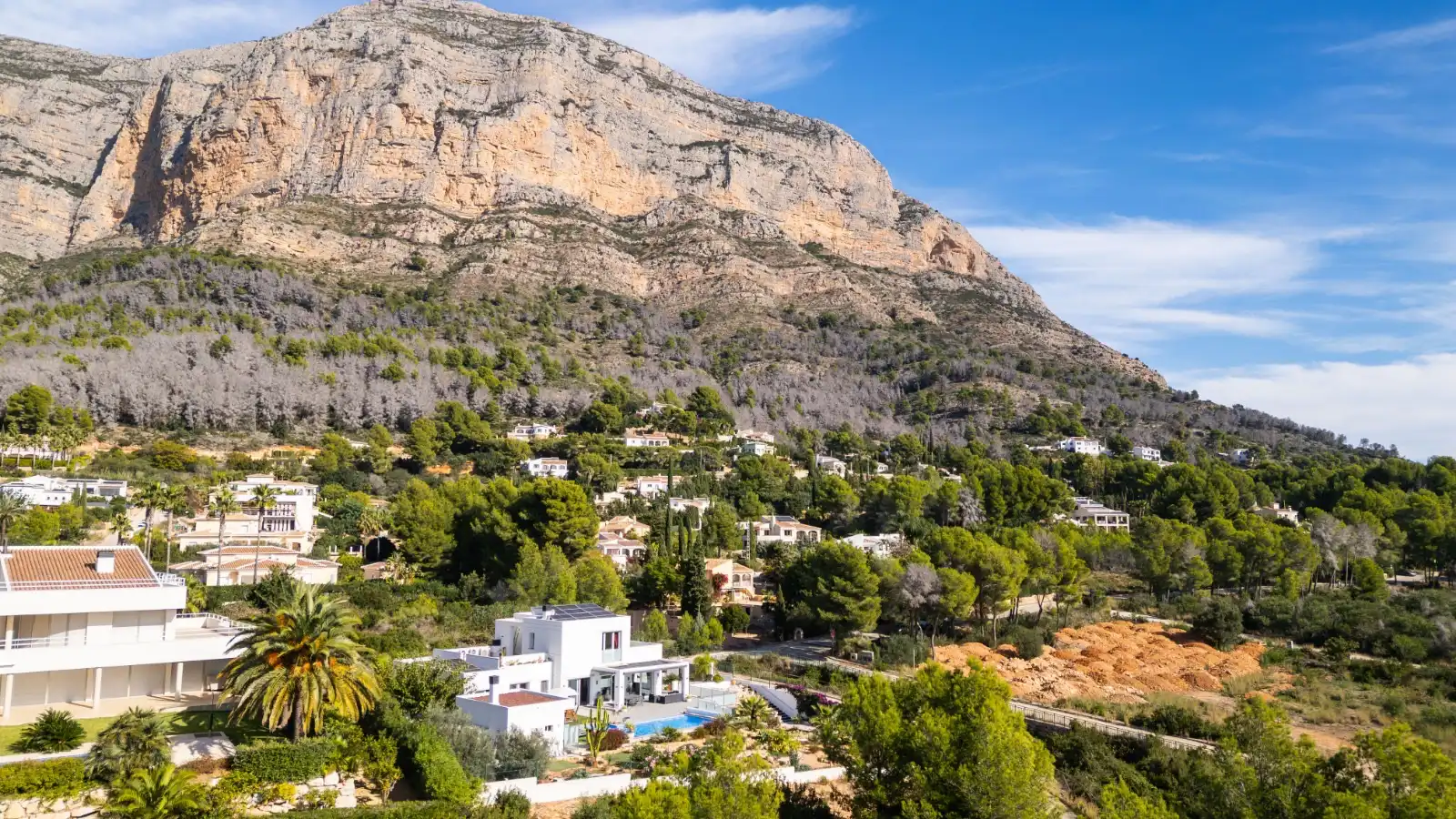 Vista exterior de Casa o xalet en venda en Jávea / Xàbia amb Aire condicionat, Calefacció i Jardí privat