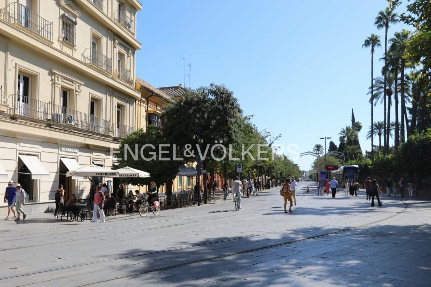 Vista exterior de Dúplex en venda en  Sevilla Capital amb Calefacció i Terrassa