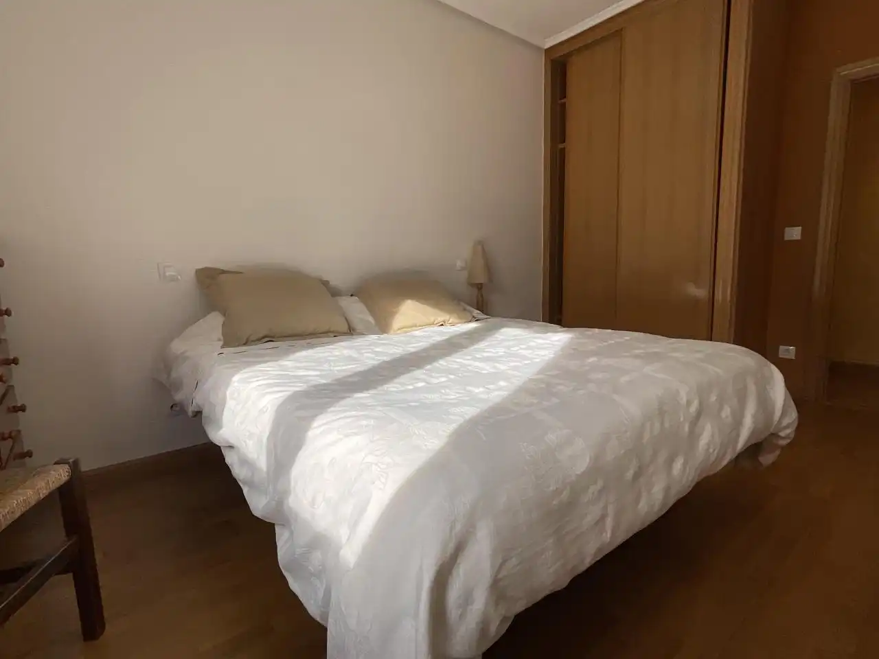 Dormitori de Dúplex en venda en Santo Domingo de la Calzada amb Calefacció, Parquet i Terrassa