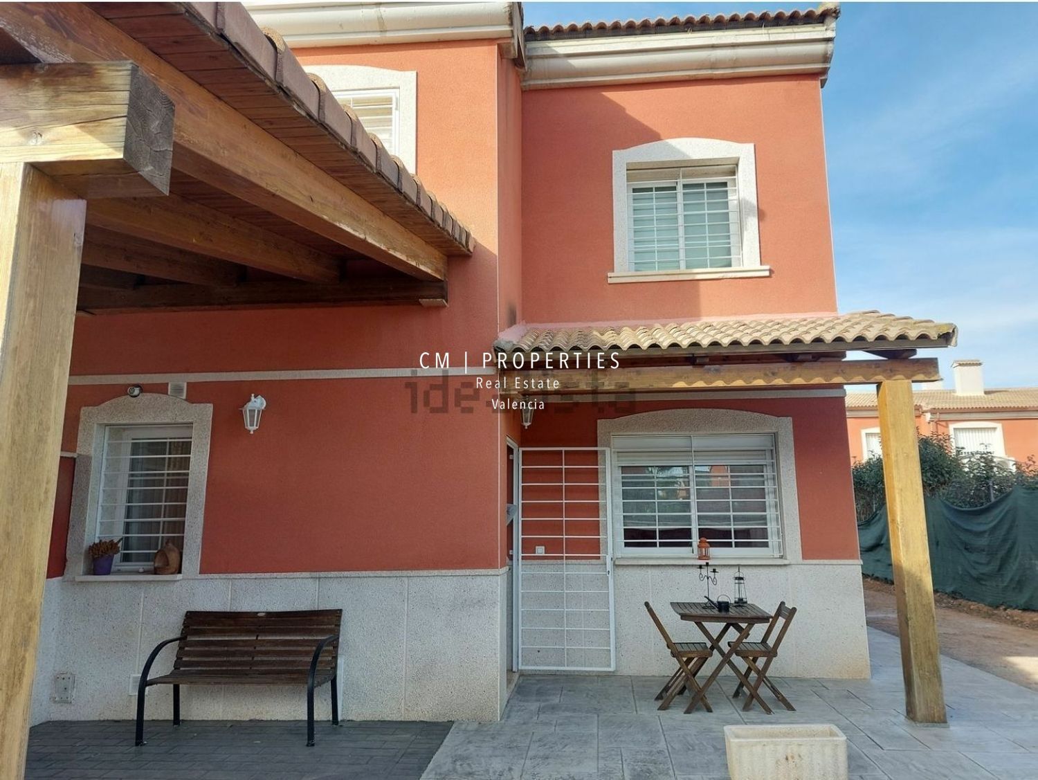 Exterior view of House or chalet to rent in La Pobla de Vallbona  with Heating, Terrace and Swimming Pool
