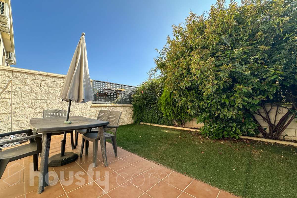 Terrace of House or chalet for sale in Aranjuez  with Air Conditioner, Heating and Private garden