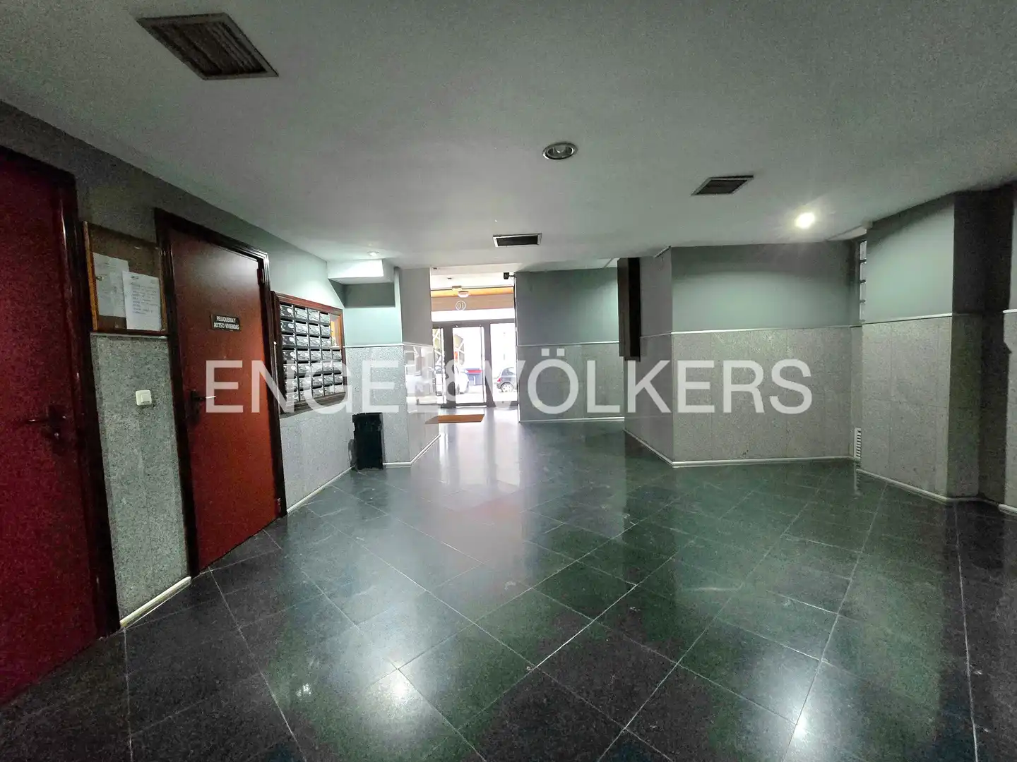 Piso en venta en Vigo  con Calefacción y Parquet