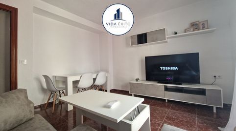 Foto 2 de Piso en venta en San Bartolomé - Millán de Priego, Jaén Capital