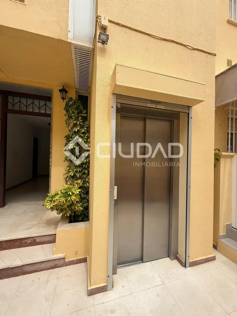 Flat with lift for sale in Playa de la Regla, imagen 19