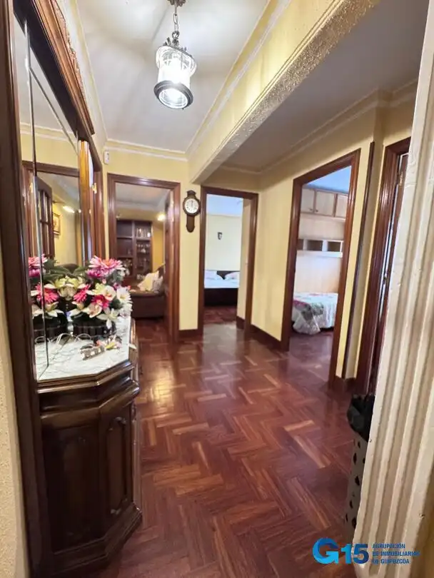Appartamento con terrazza in vendita a Kaputxinoak / Capuchinos - Galtzaraborda, imagen 2