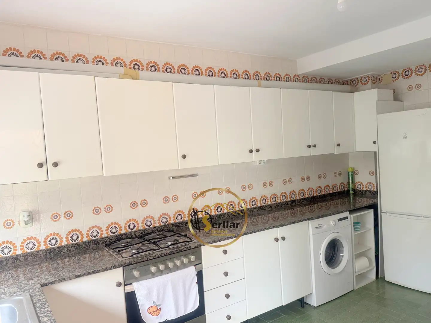 Küche von Erdgeschoss zum Verkauf in Calafell mit Heizung, Privatgarten und Terrasse