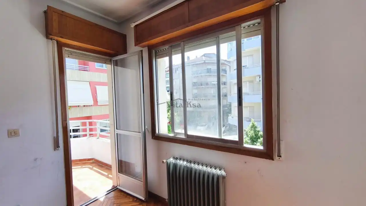 Bedroom of Flat for sale in Ourense Capital   with Heating, Parquet flooring and Storage room