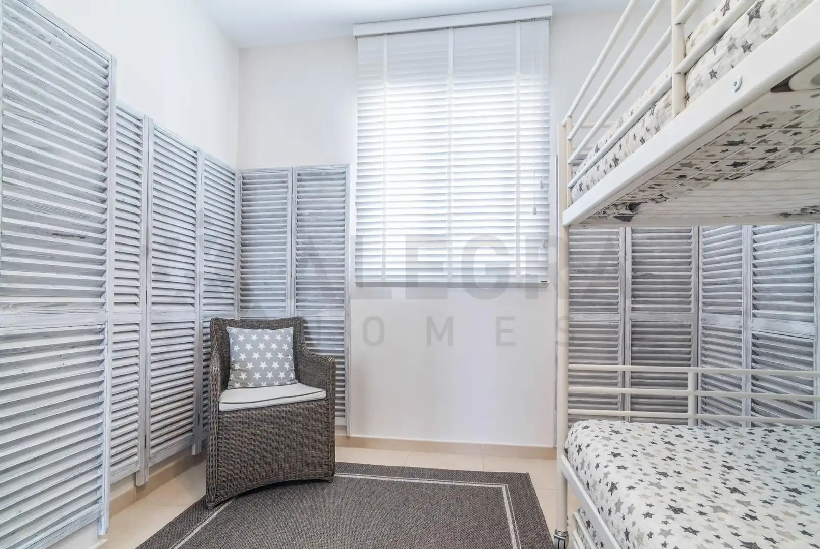 Habitación de Ático en venta en Rota con Aire acondicionado, Jardín privado y Terraza