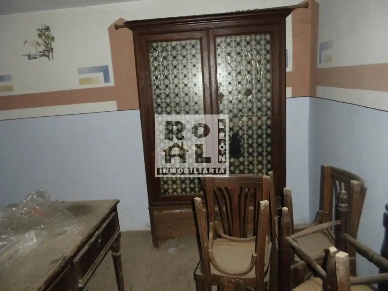 Menjador de Casa o xalet en venda en Valdefresno amb Jardí privat