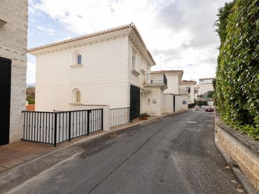 Chalet con balcón en venta en Calle BARRANCO HONDO