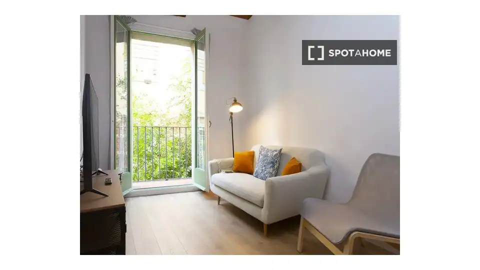 Flat with terrace to rent in Ciutat Vella, imagen 2