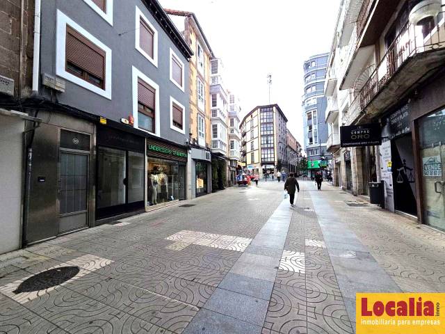 Local comercial en Alquiler en Centro