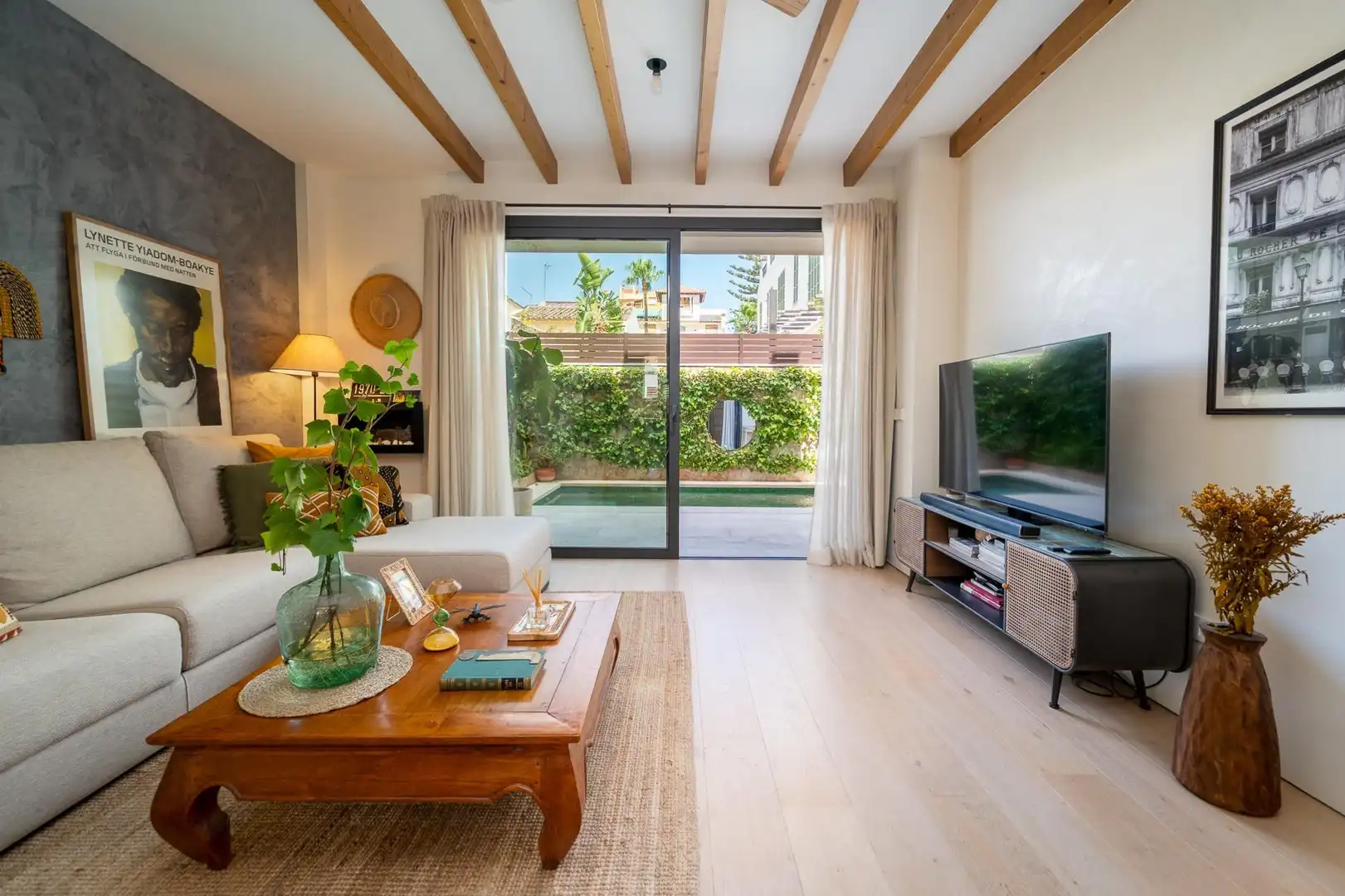 Wohnzimmer von Erdgeschoss zum Verkauf in  Palma de Mallorca mit Klimaanlage, Terrasse und Schwimmbad