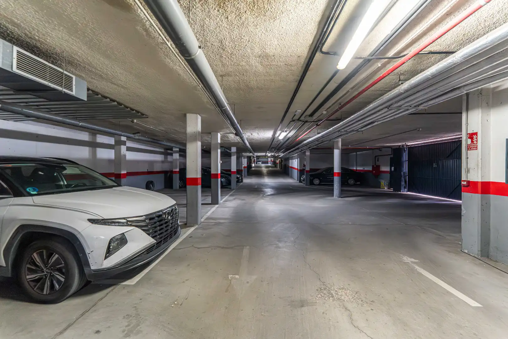 Parking de Dúplex en venta en Arroyomolinos (Madrid) con Aire acondicionado, Calefacción y Terraza