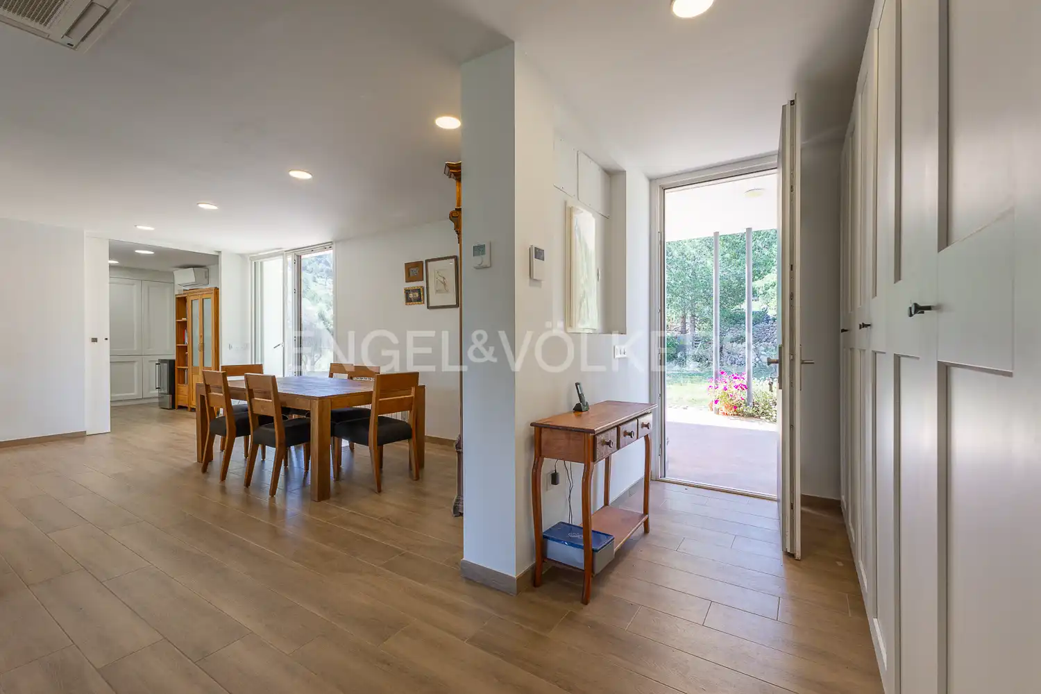 Houses for sale in Orba  with Air Conditioner, Heating and Private garden