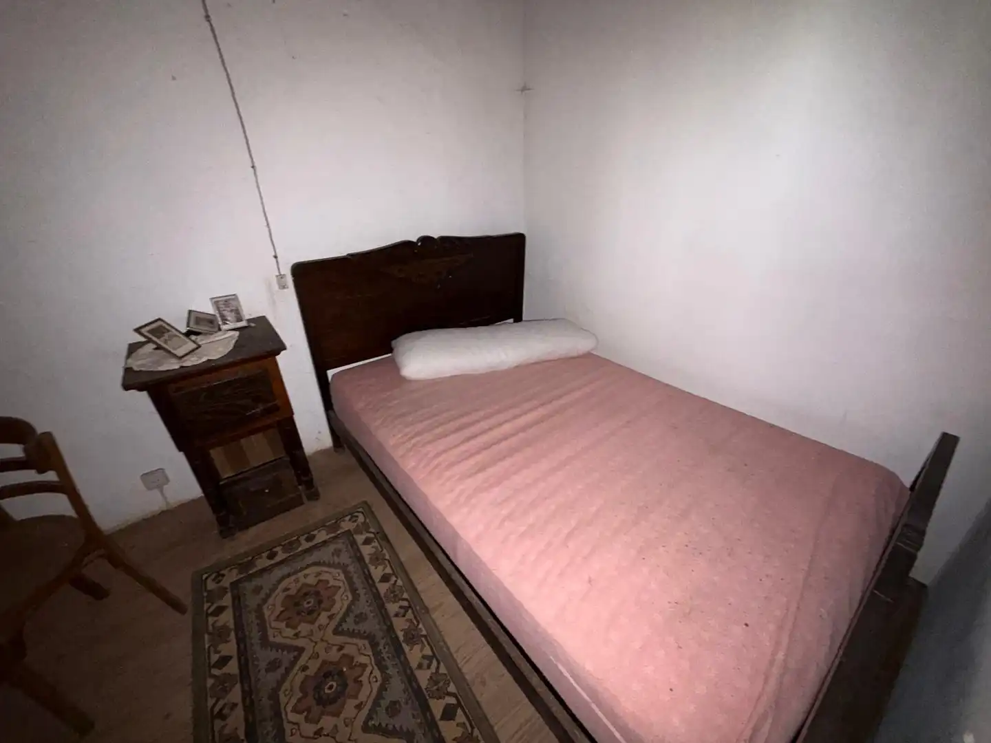 Habitación de Casa adosada en venta en Cartelle con Jardín privado, Amueblado y Balcón