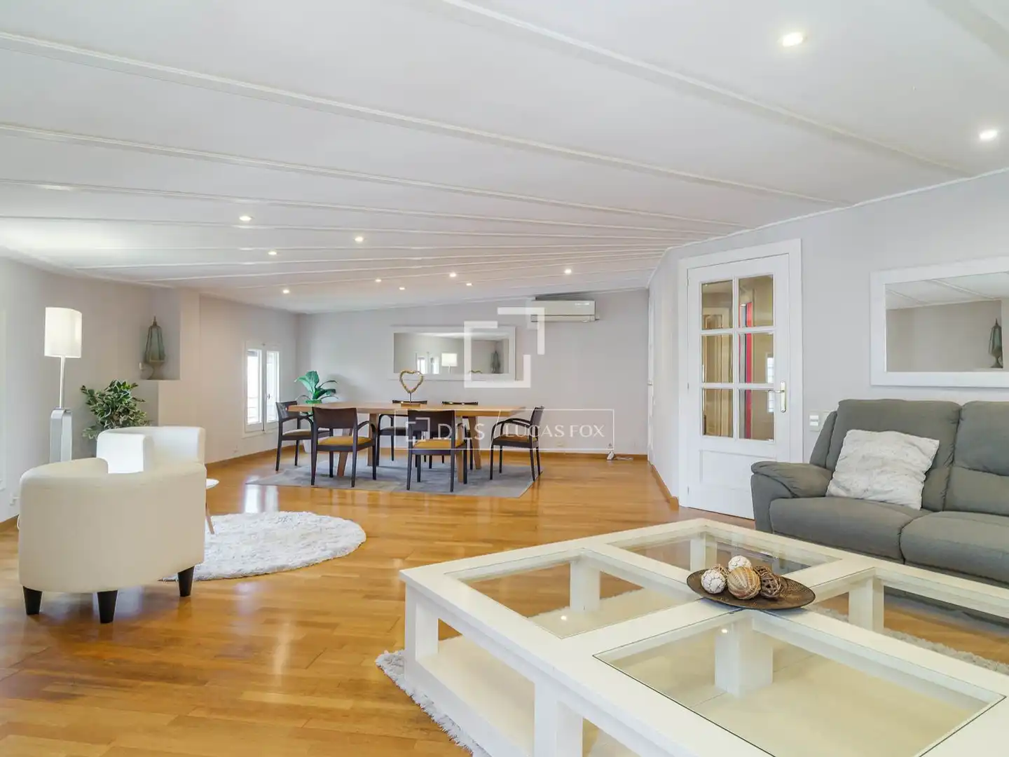 Sala d'estar de Pis en venda en Barcelona amb Aire condicionat i Calefacció