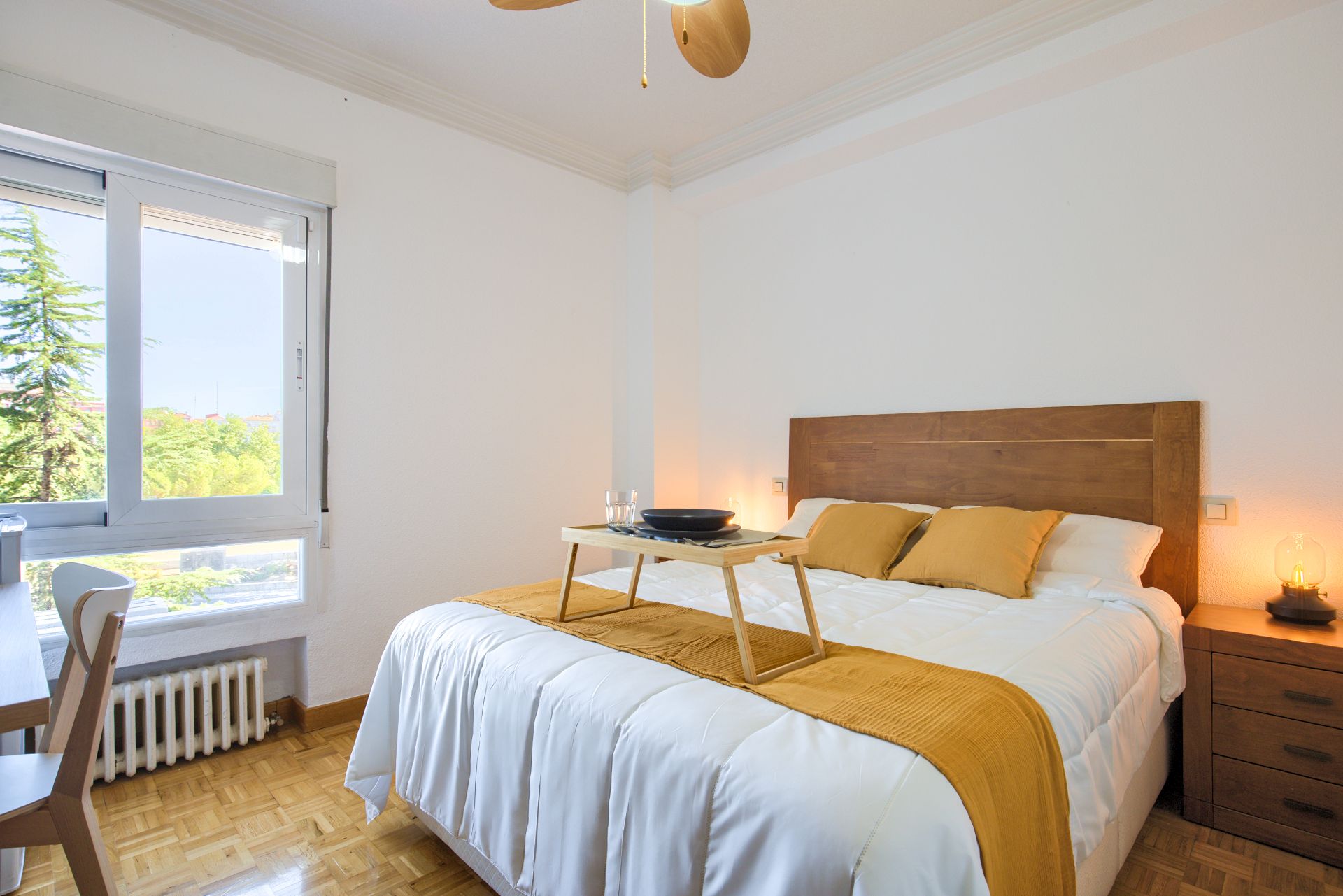 Bedroom of Flat to share in  Madrid Capital  with Heating, Furnished and Oven