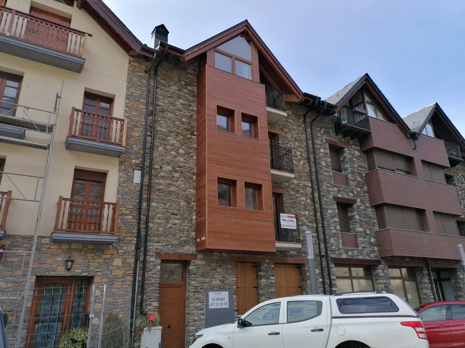 Exterior view of Flat for sale in Esterri d'Àneu  with Parquet flooring, Furnished and Balcony