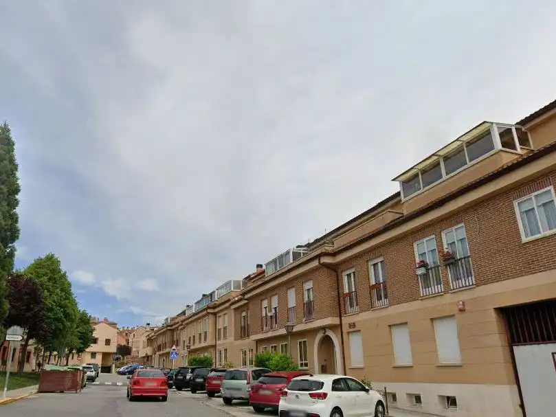Vista exterior de Apartamento en venta en Espirdo con Calefacción, Trastero y Amueblado