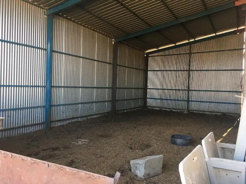 Industrial buildings for sale in Huéneja