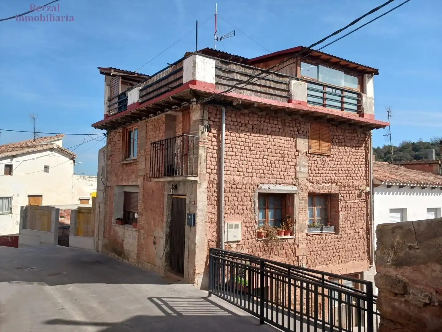 Exterior view of Houses for sale in Hornos de Moncalvillo  with Private garden, Terrace and Storage room