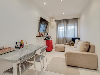 Bedroom of Flat for sale in  Barcelona Capital