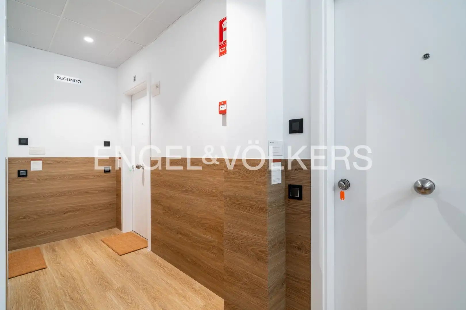 Piso en venta en L'Hospitalet de Llobregat con Aire acondicionado, Calefacción y Balcón